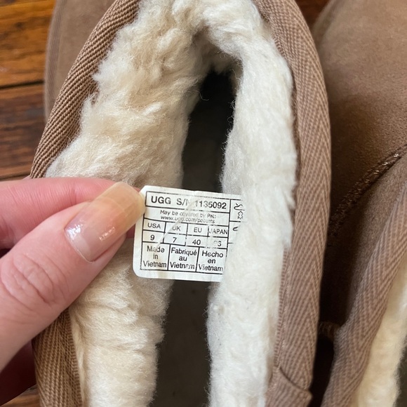 UGG classic ultra mini platform boots 💛 - Picture 3 of 5